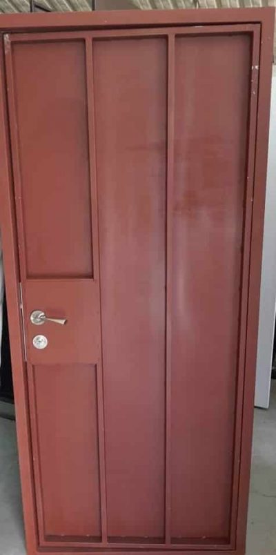 евтина врата за мазе