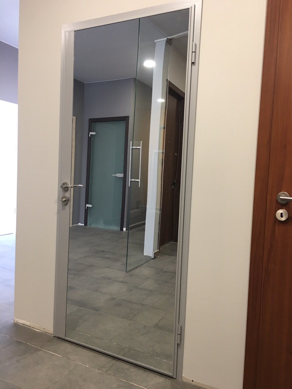 Врати за баня DOORMEX с огледало Врати за баня DOORMEX с огледало